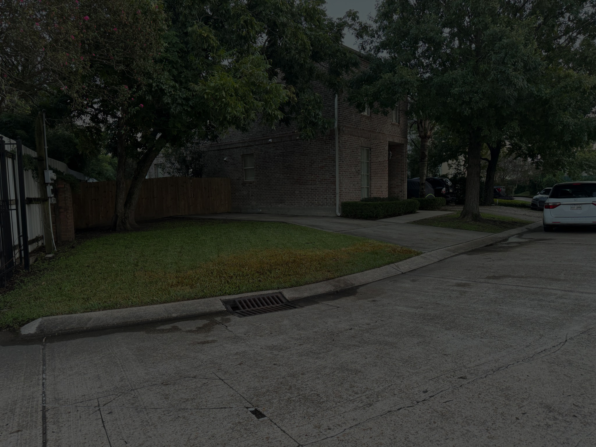 Commercial and Residential Landscape in New Orleands LA, Grass Cutting in New Orleands LA, Clean Gardening in New Orleands LA ( (11)